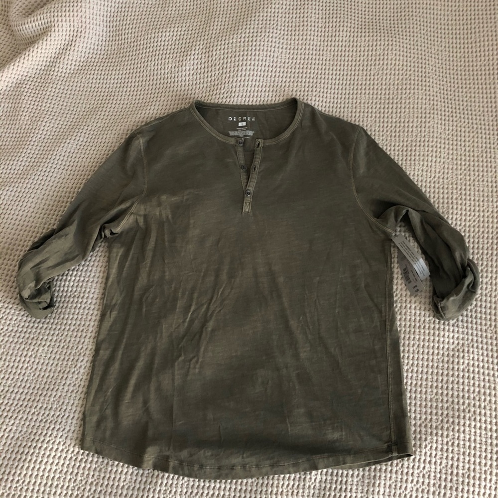 NWT Men’s Casual Shirt
